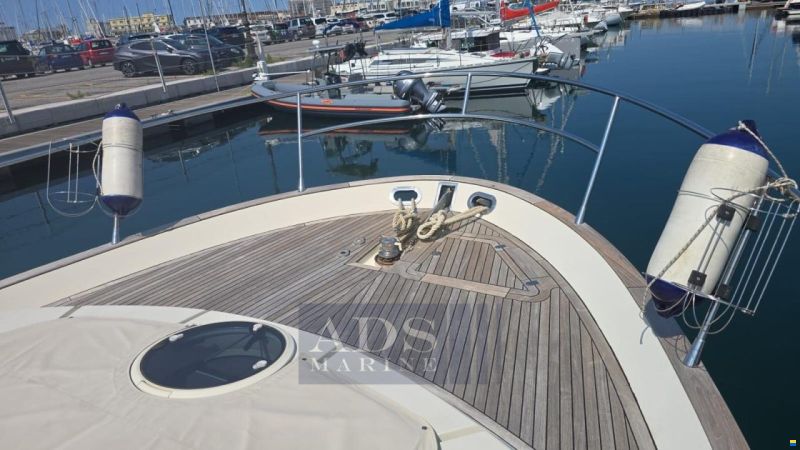 Solare 43 Lobster