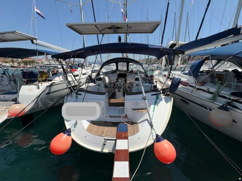 Bavaria 49 cruiser