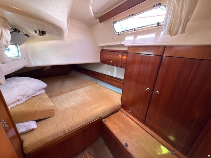 Bavaria 49 cruiser