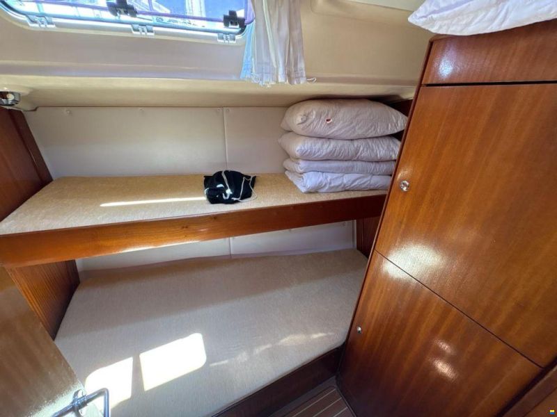 Bavaria 49 cruiser