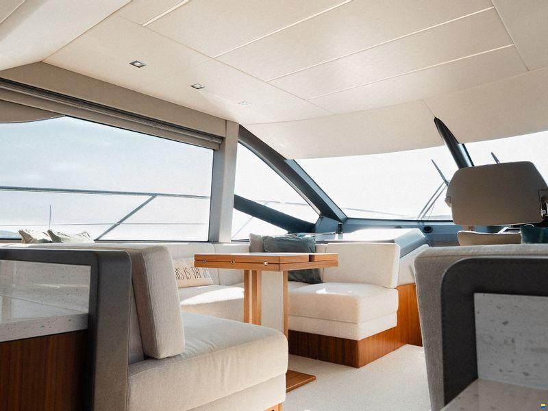 Sunseeker Manhattan 52