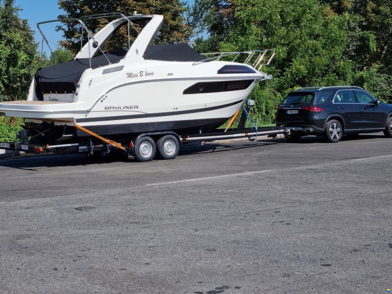 Bayliner Ciera 8