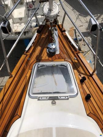 Wauquiez 43 Pilot Saloon