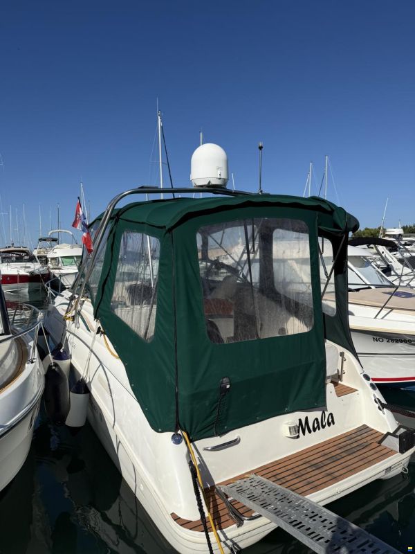 Rinker Fiesta Fee 266