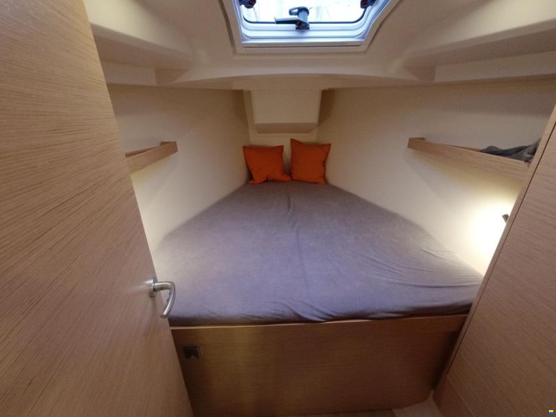 Hanse 348