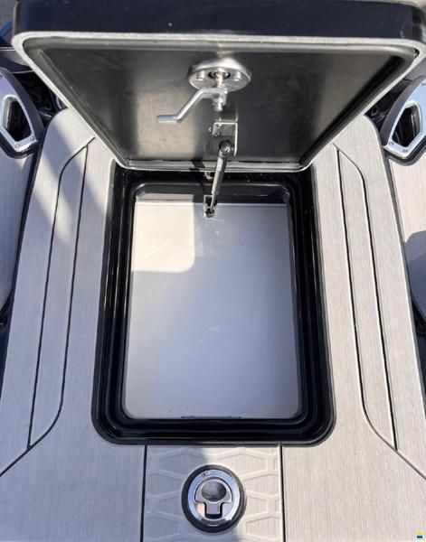 MasterCraft X24