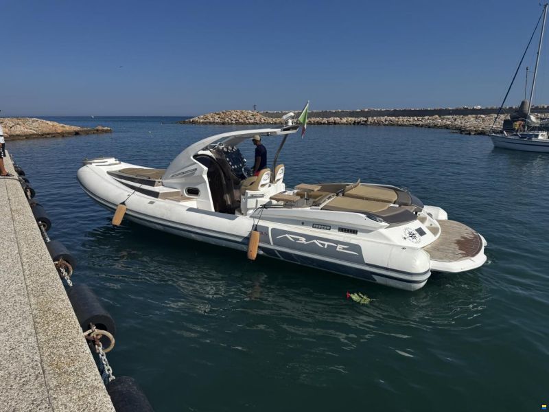 Abate 35 cabin