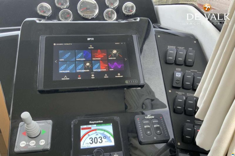 Galeon 300 Fly