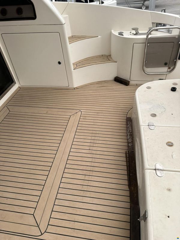 Azimut 46 Fly / REFIT