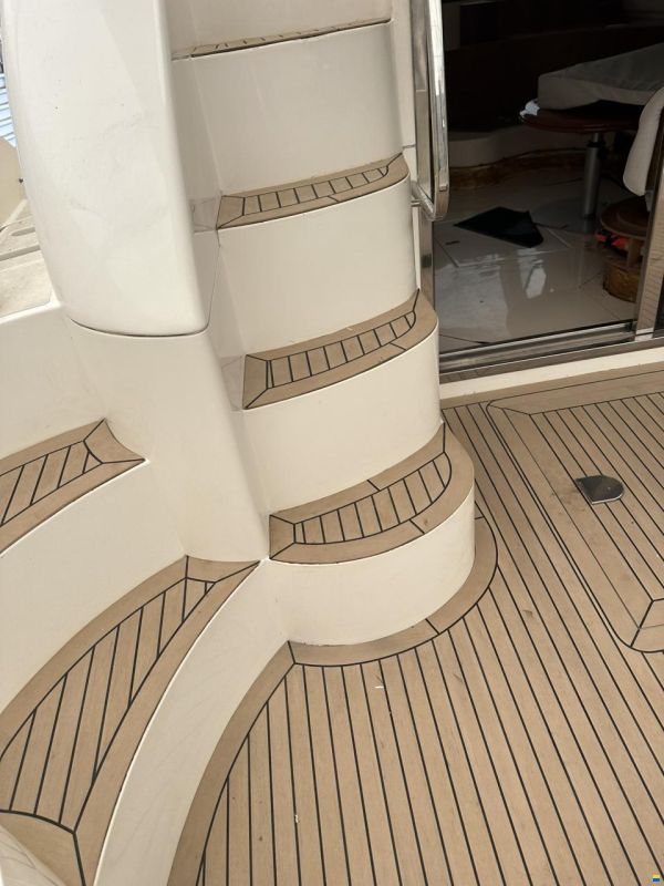Azimut 46 Fly / REFIT