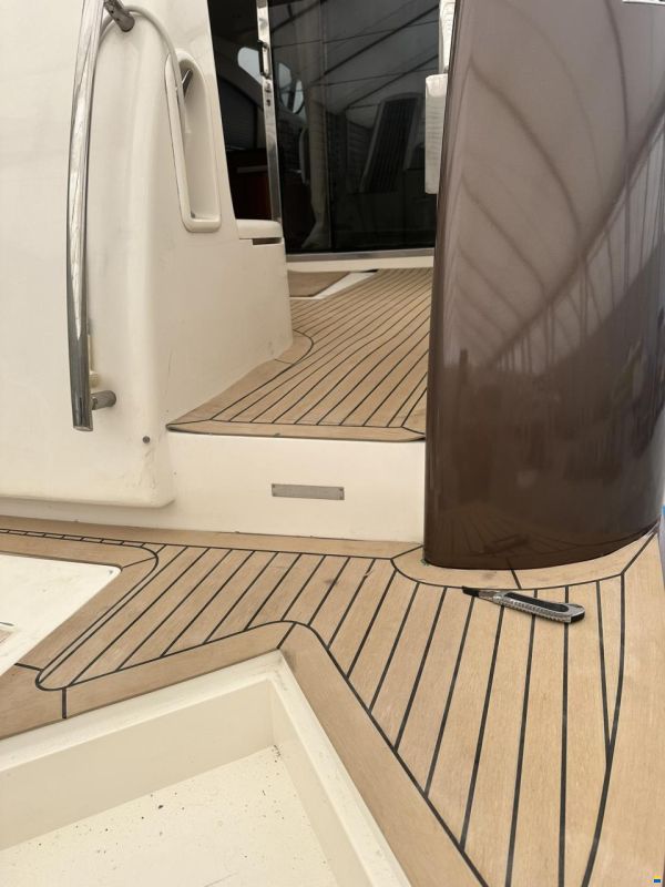 Azimut 46 Fly / REFIT