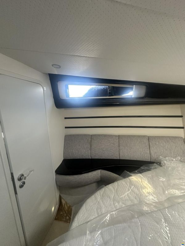 Azimut 46 Fly / REFIT