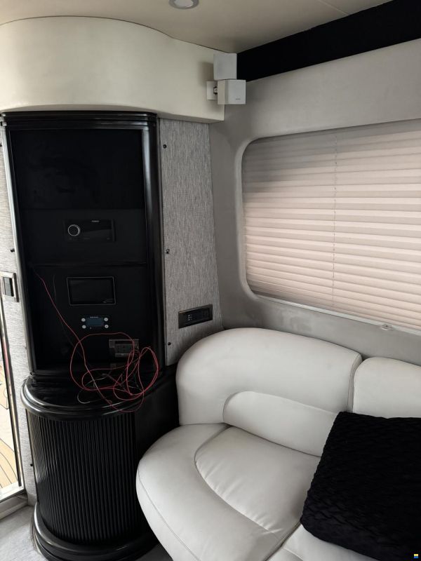 Azimut 46 Fly / REFIT