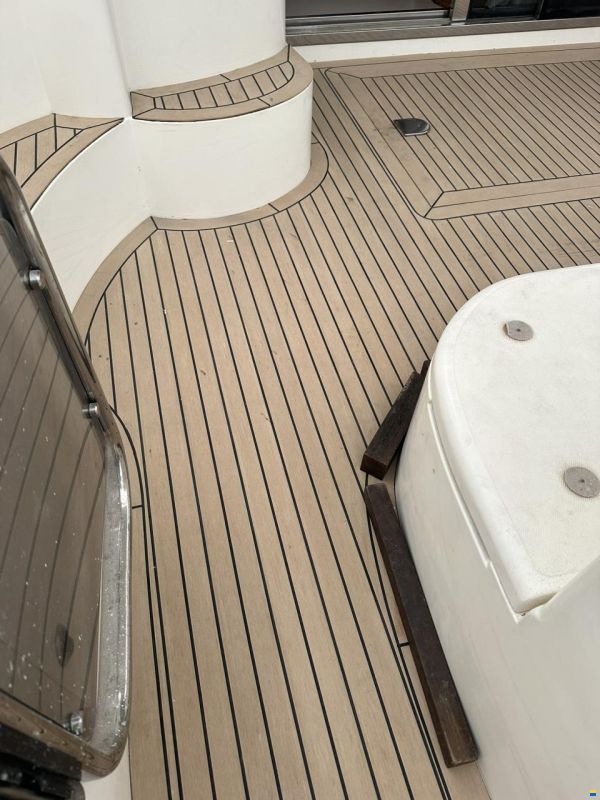 Azimut 46 Fly / REFIT