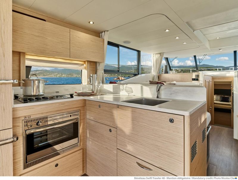 Beneteau Swift Trawler 48 Fly