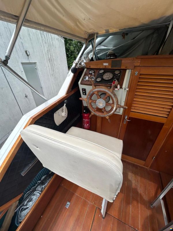 Coronet 21