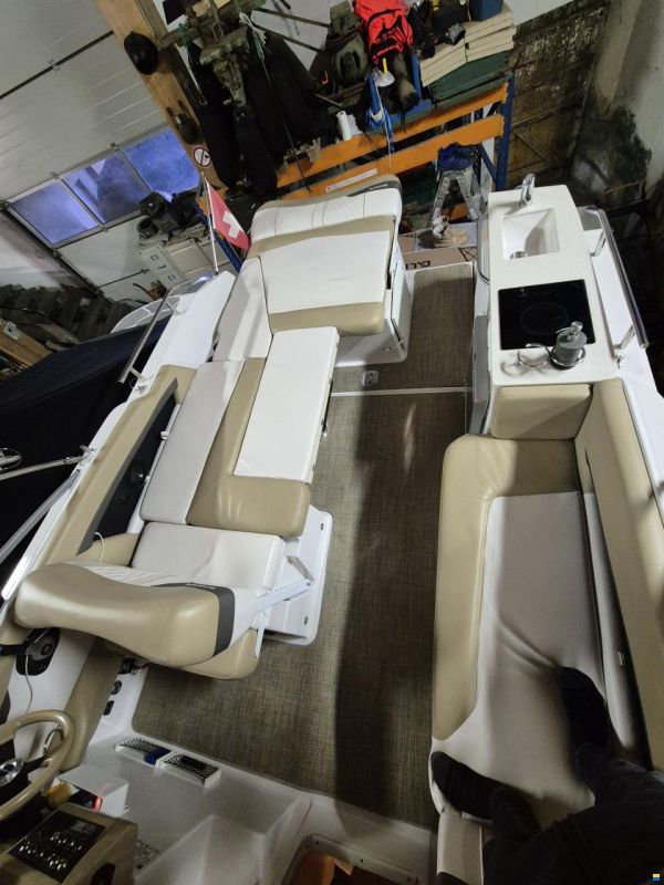 Glastron GS 259