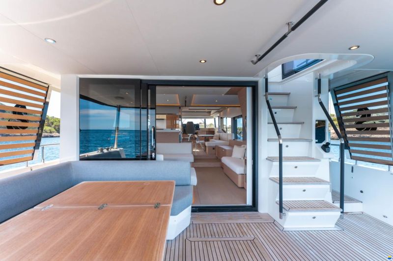 Beneteau Grand Trawler 62
