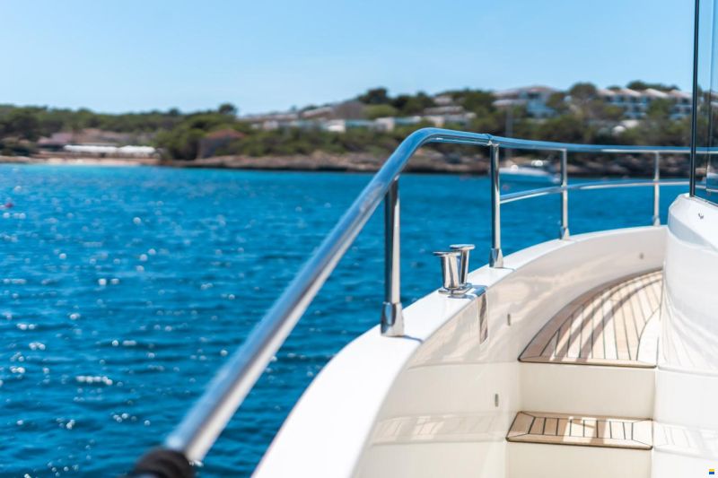 Beneteau Grand Trawler 62