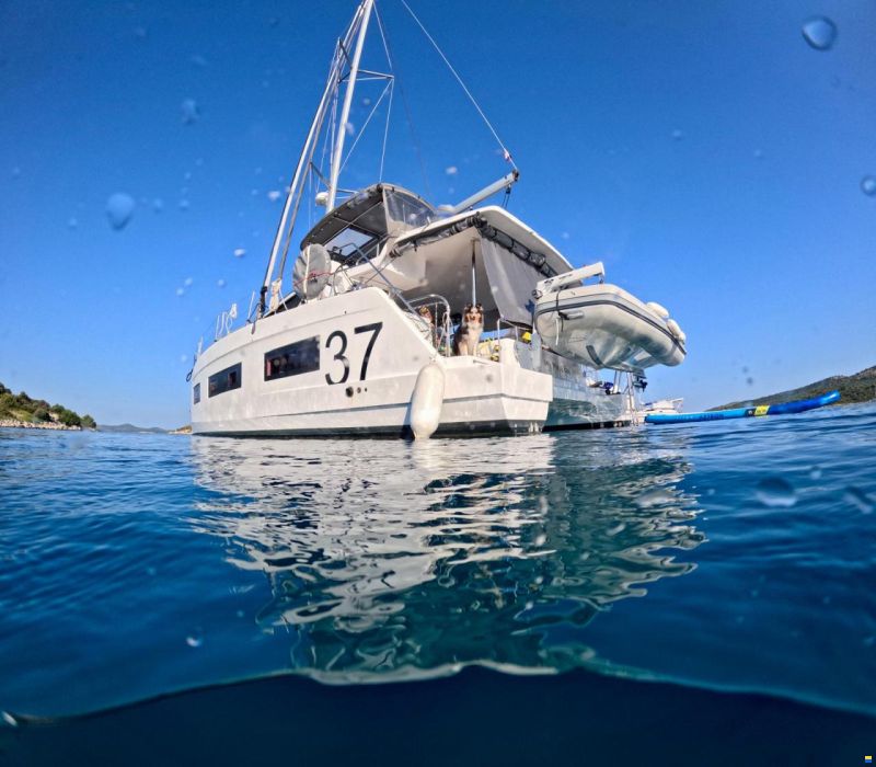 Aventura 37