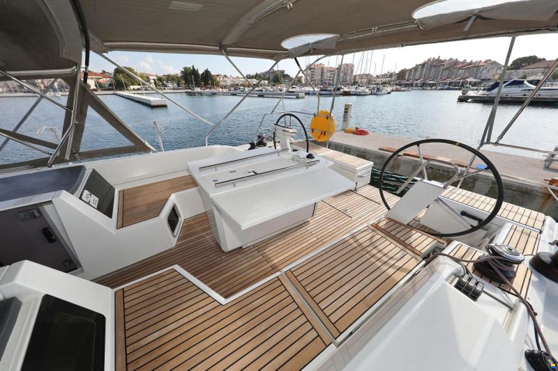 Beneteau Oceanis 51.1