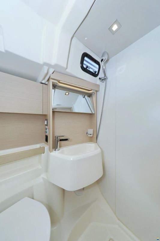 Beneteau Oceanis 51.1