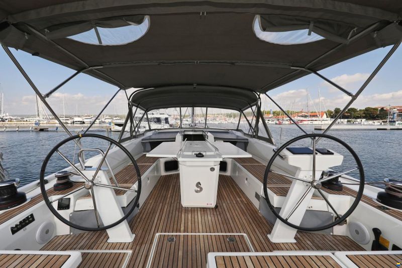 Beneteau Oceanis 51.1