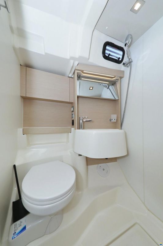 Beneteau Oceanis 51.1