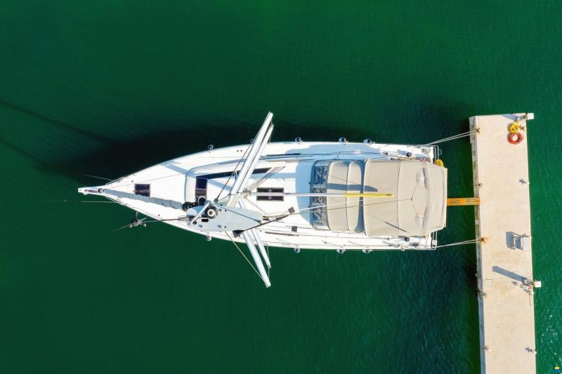 Beneteau Oceanis 51.1