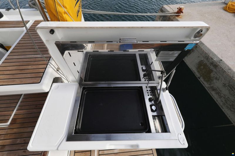 Beneteau Oceanis 51.1