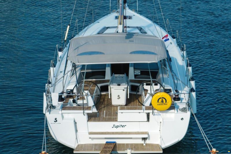 Beneteau Oceanis 51.1