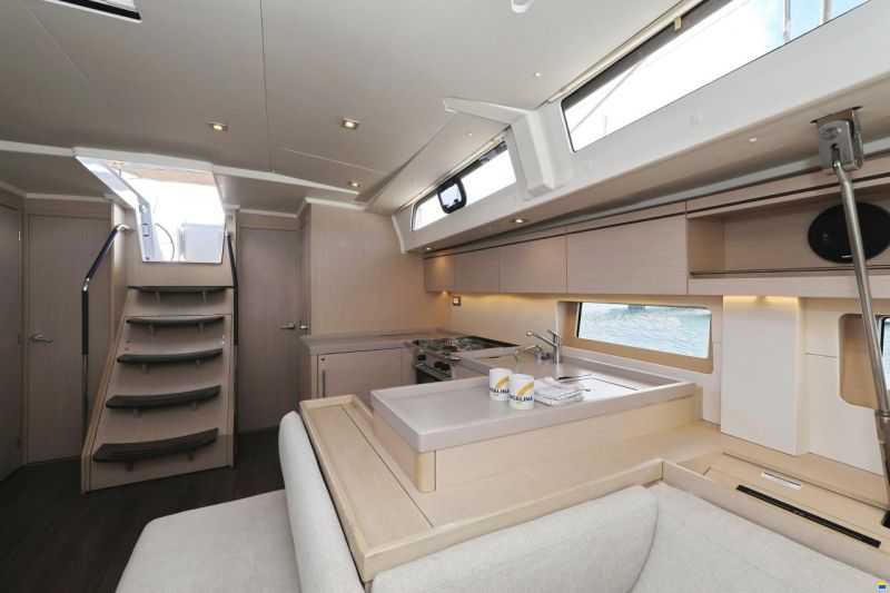 Beneteau Oceanis 51.1