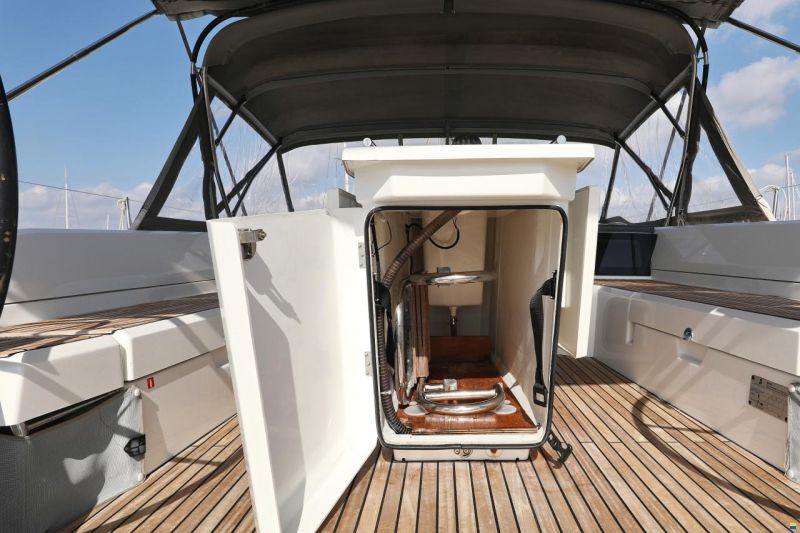 Beneteau Oceanis 51.1