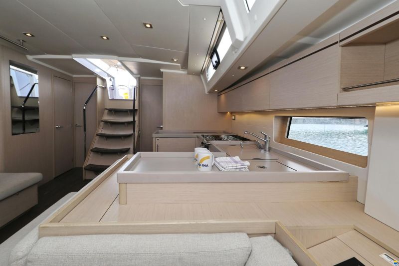 Beneteau Oceanis 51.1