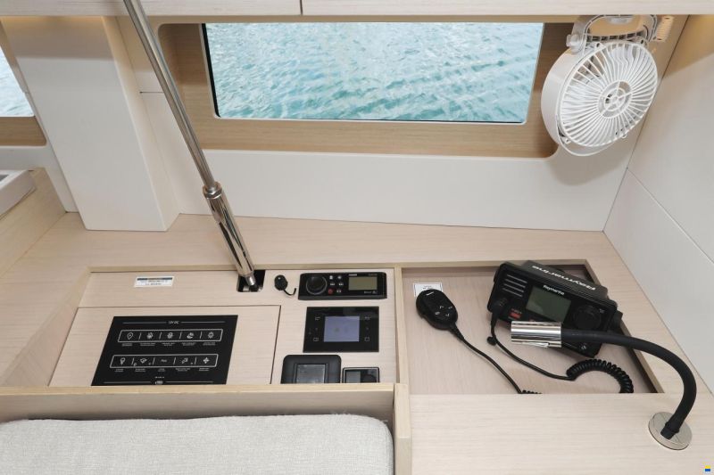 Beneteau Oceanis 51.1