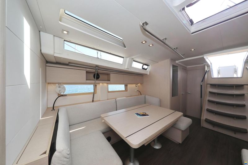 Beneteau Oceanis 51.1