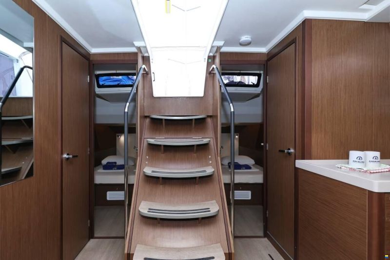 Beneteau 51.1