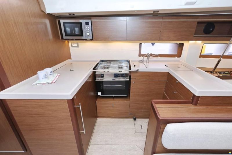 Beneteau 51.1