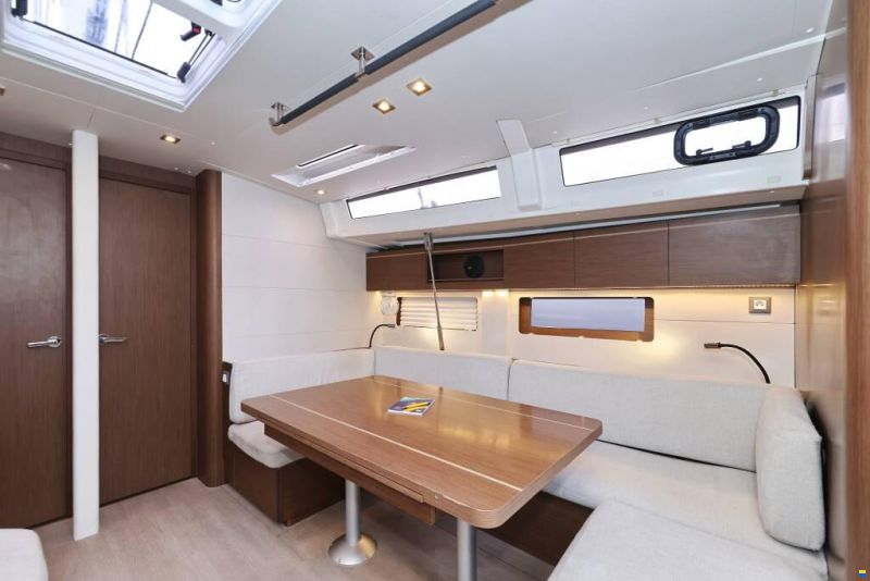 Beneteau 51.1
