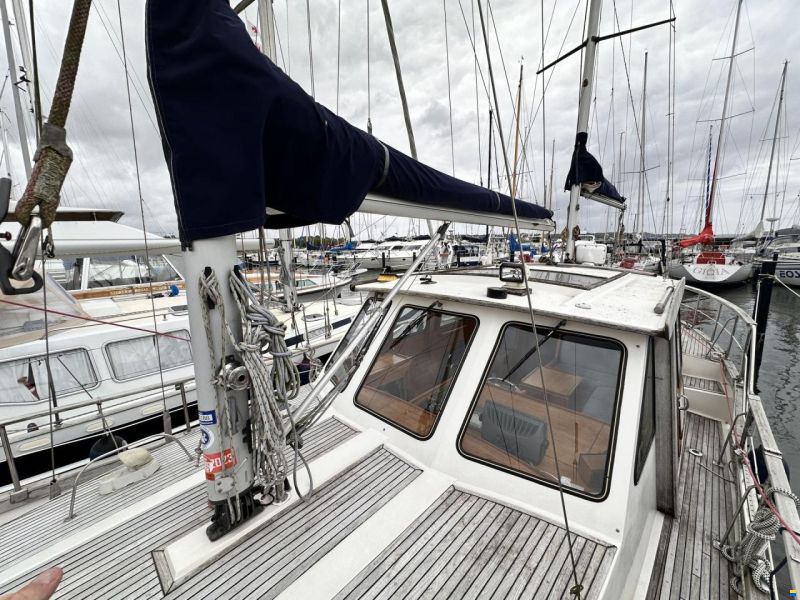 Nauticat 33