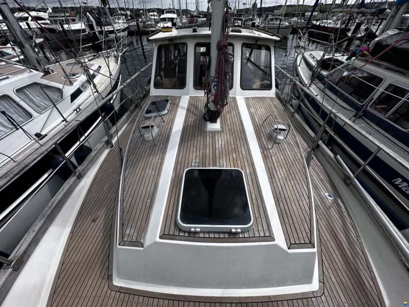 Nauticat 33