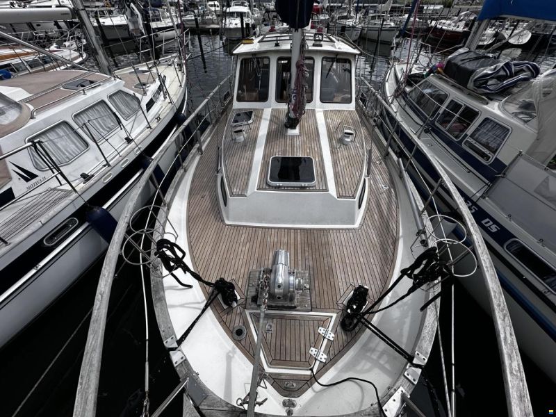 Nauticat 33