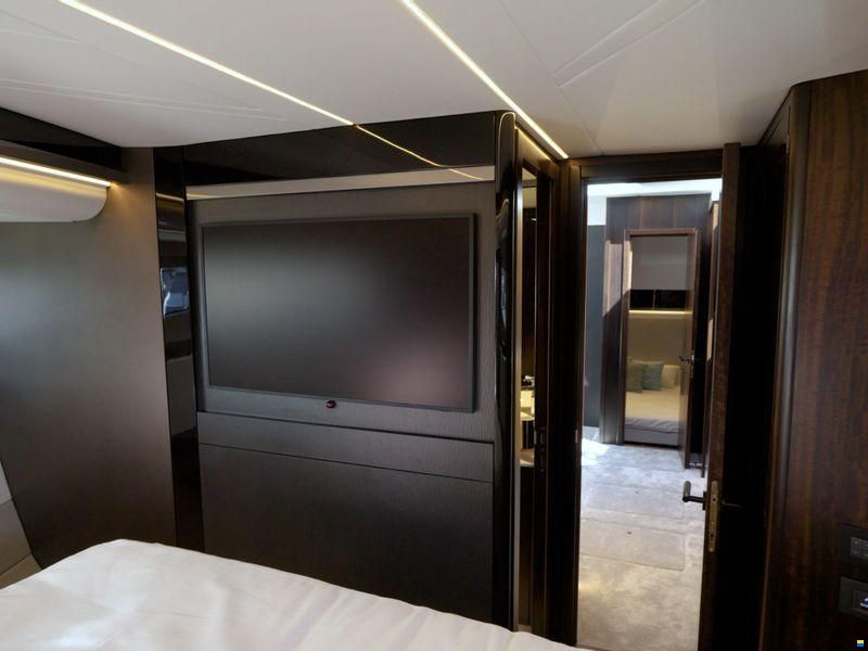 Sunseeker Superhawk 55