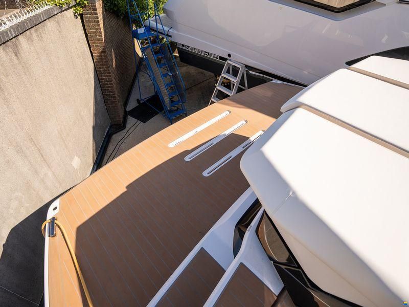 Sunseeker Superhawk 55