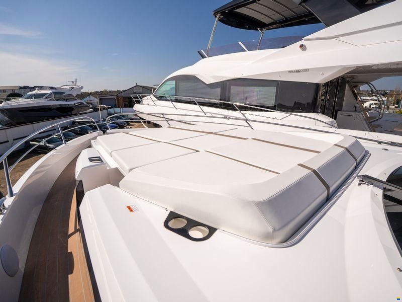 Sunseeker Superhawk 55