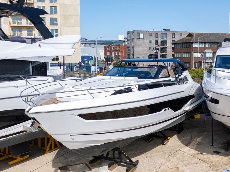 Sunseeker Superhawk 55