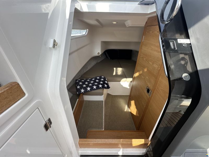 Nimbus Tender 9 T9
