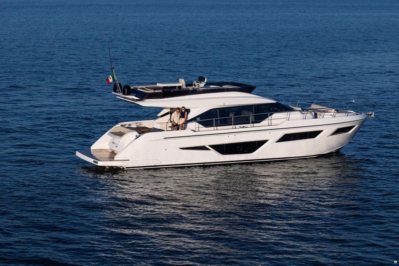 Ferretti 580