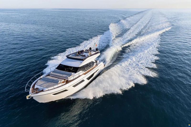 Ferretti 580