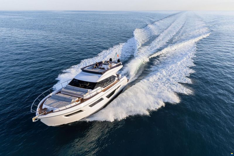 Ferretti 580